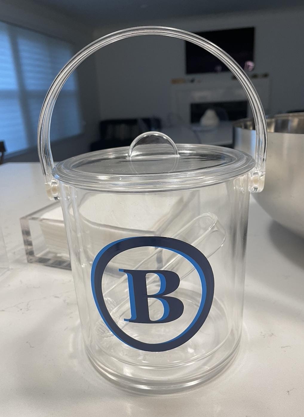 Personalized clear acrylic 1 1/2 qt double wall ice bucket - double circle monogram
