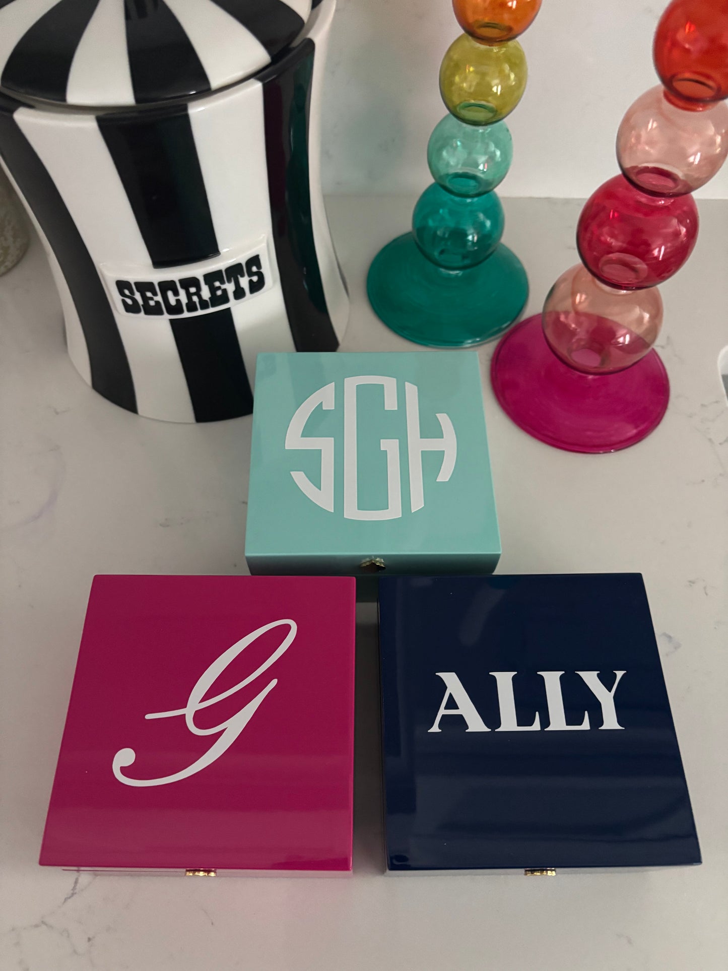 Personalized 4" x 4" bright fuschia keepsake box with monogram or name