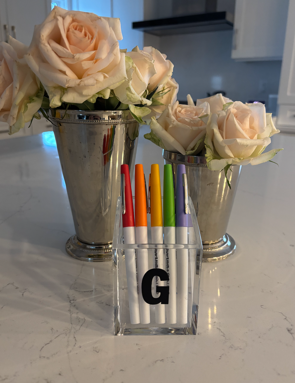Personalized 2" x 3" acrylic pencil/ pen organizer with 1 letter monogram