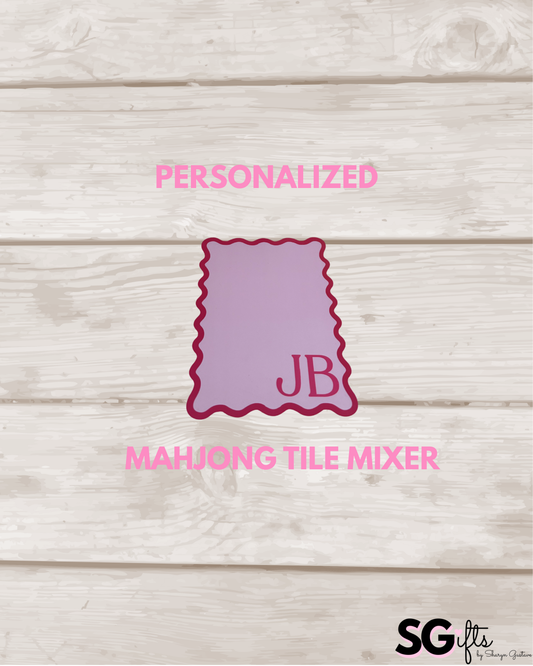 Personalized pink scalloped mahjong shuffler/mixer