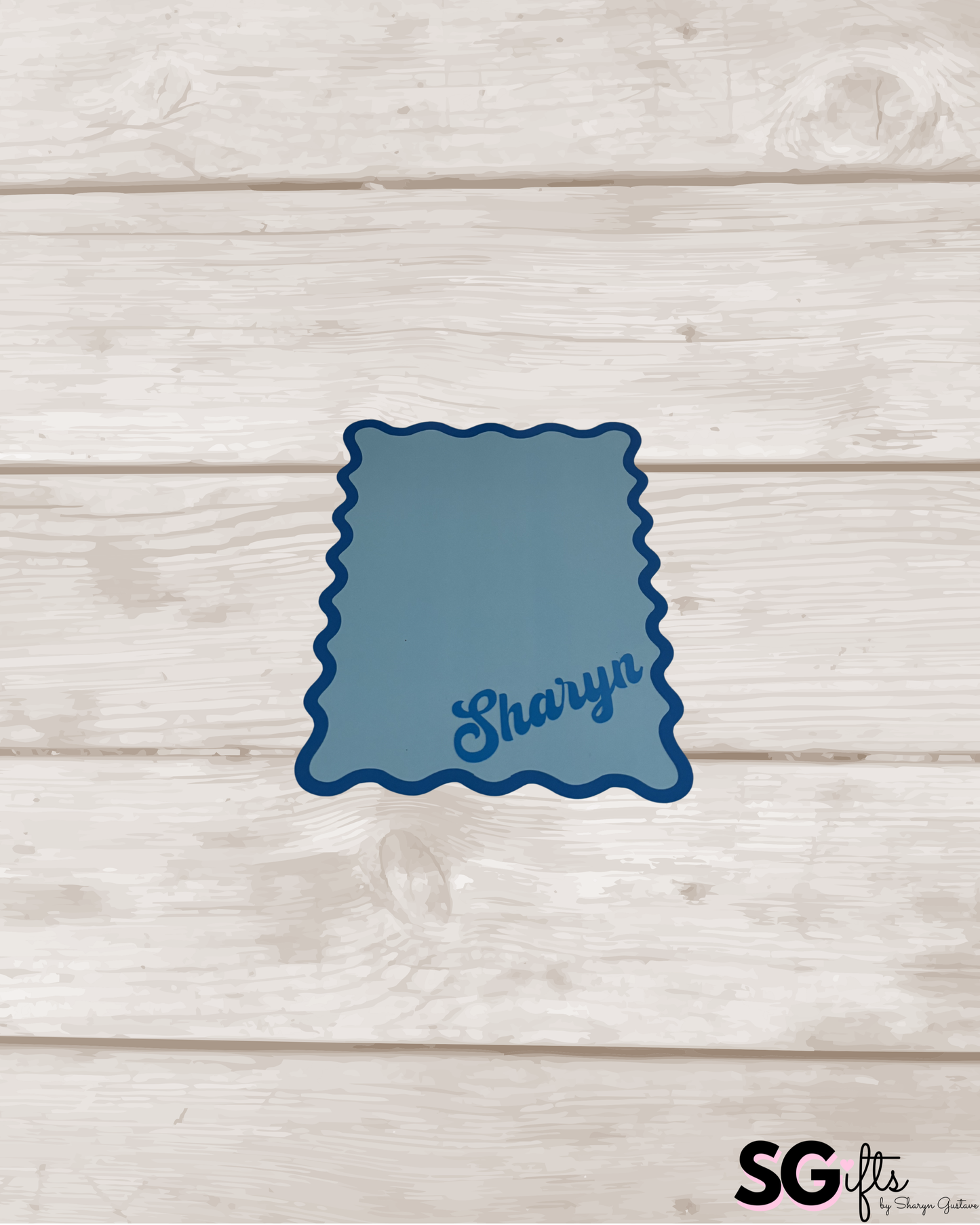 Personalized blue scalloped mahjong shuffler/mixer