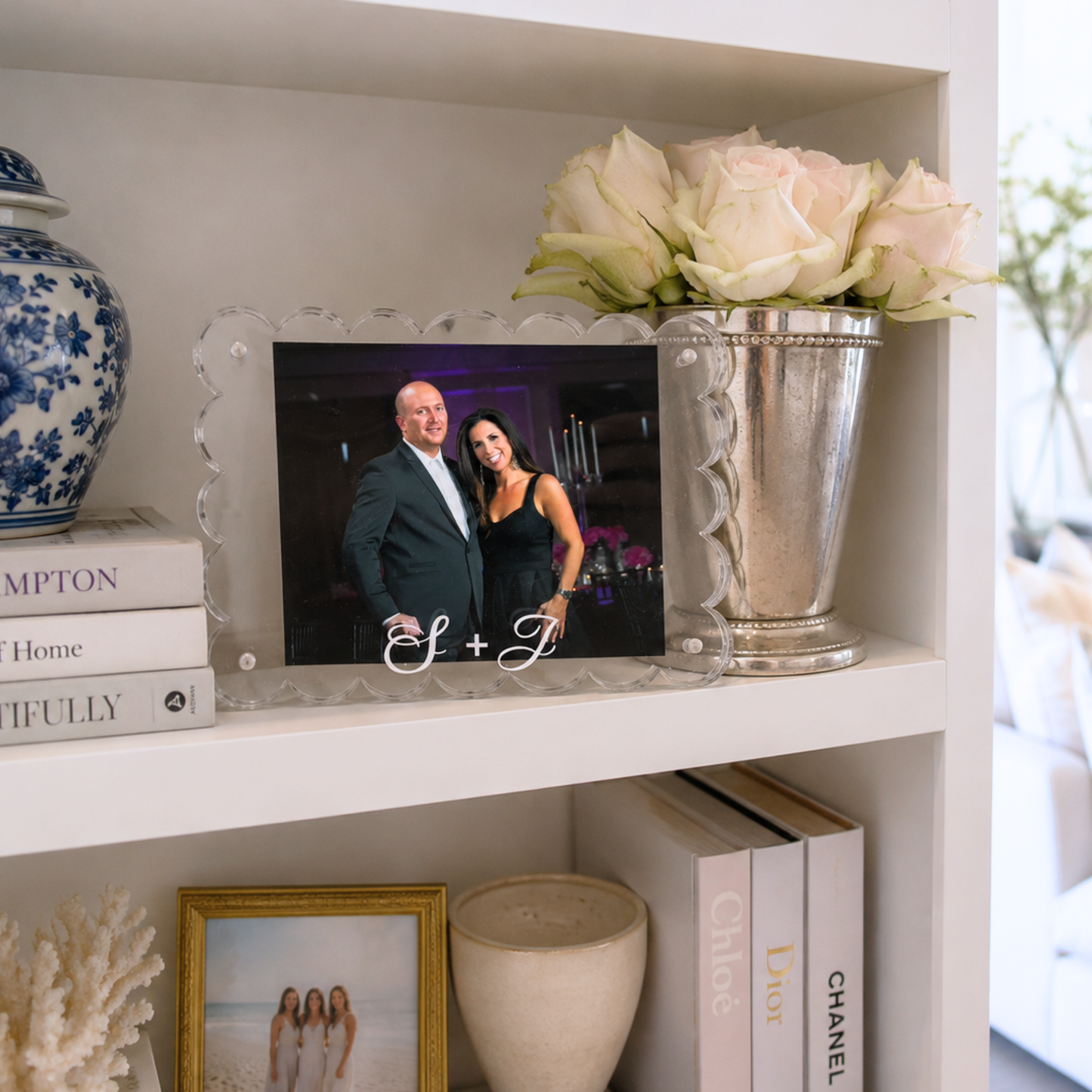 Personalized thick acrylic magnetic scalloped frame - 6" x 8"