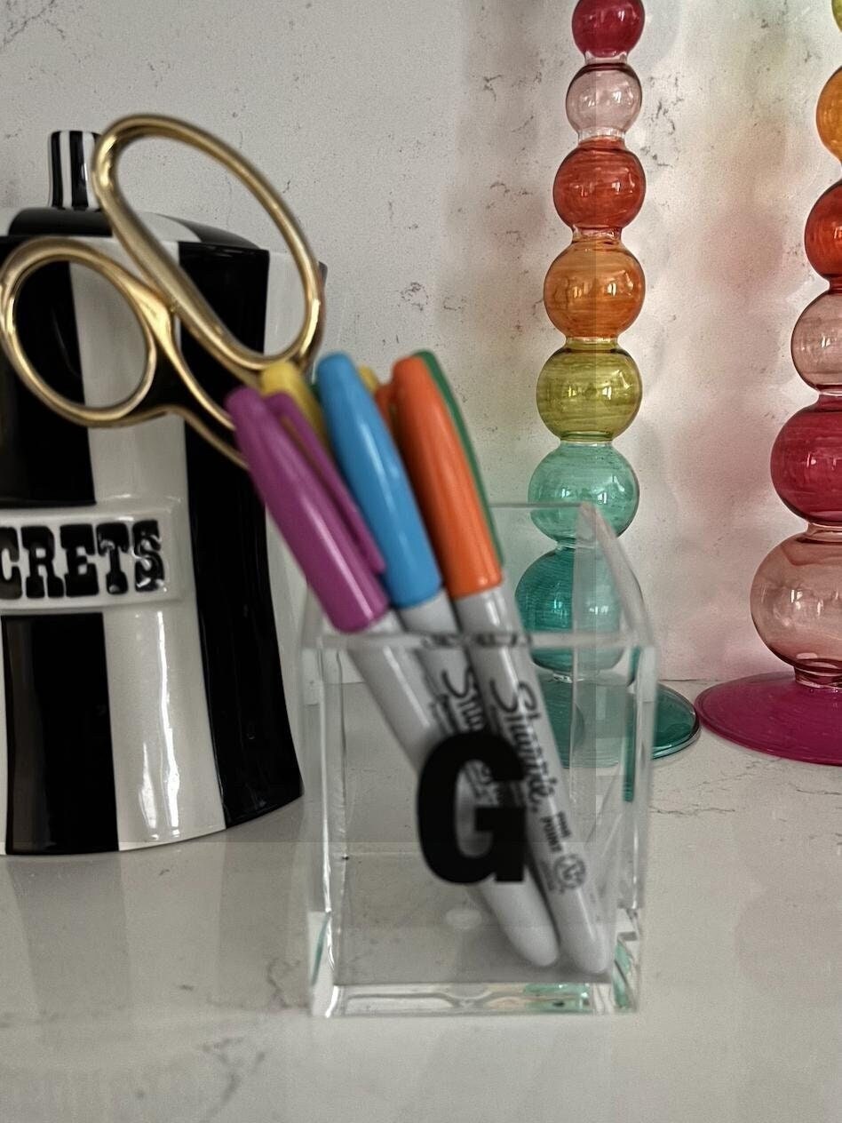 Personalized 2" x 3"  acrylic pencil/ pen organizer with 1 letter monogram