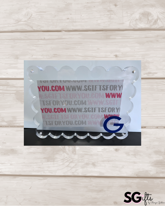Personalized thick acrylic magnetic scalloped frame - 6" x 8"