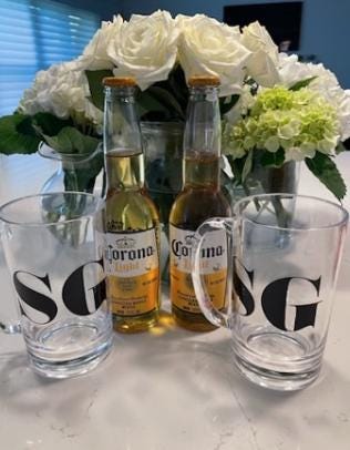 Set of personalized acrylic beer mugs - comes with 2 mugs