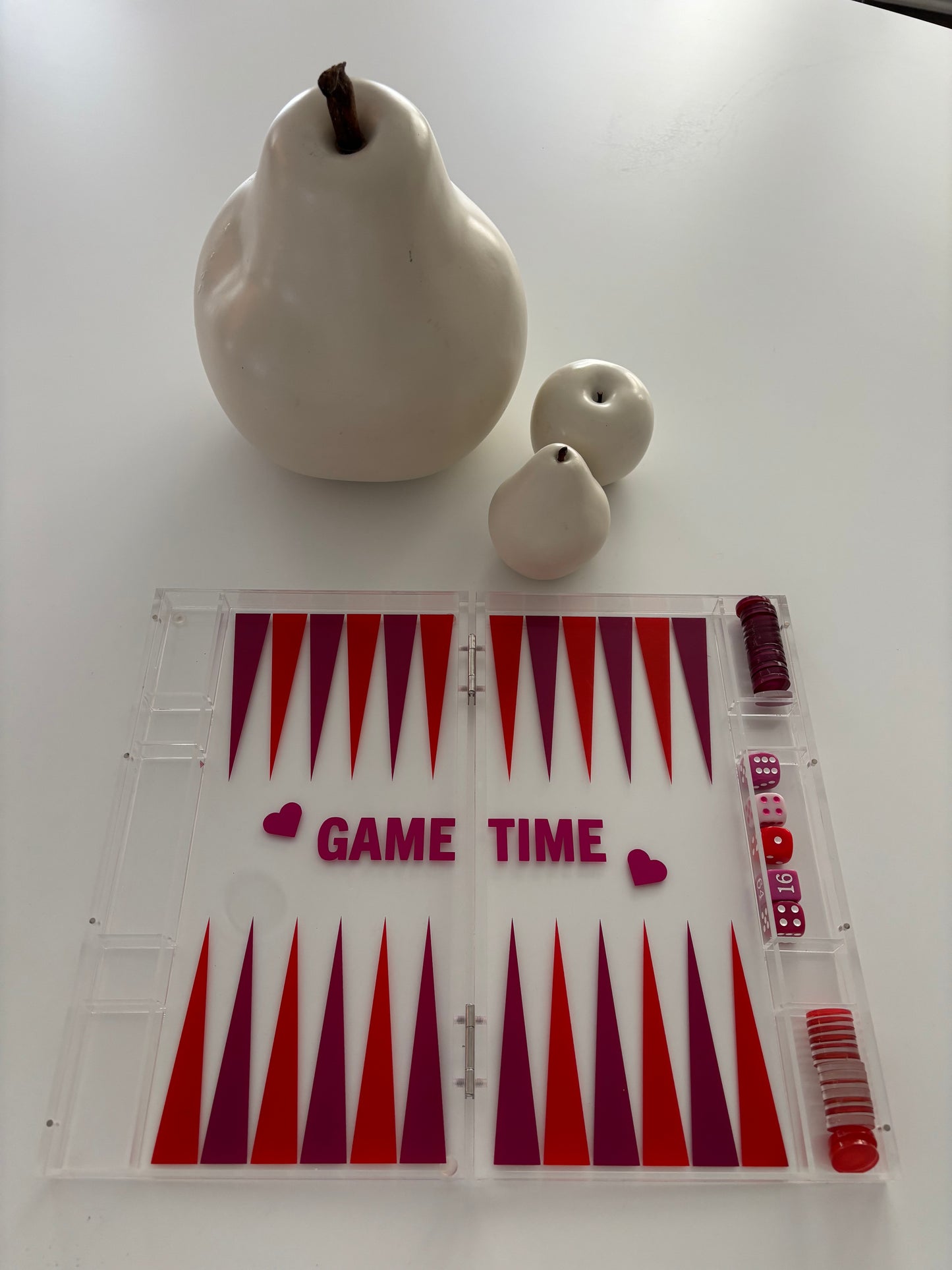 Personalized acrylic backgammon set - pink/red - 12" board