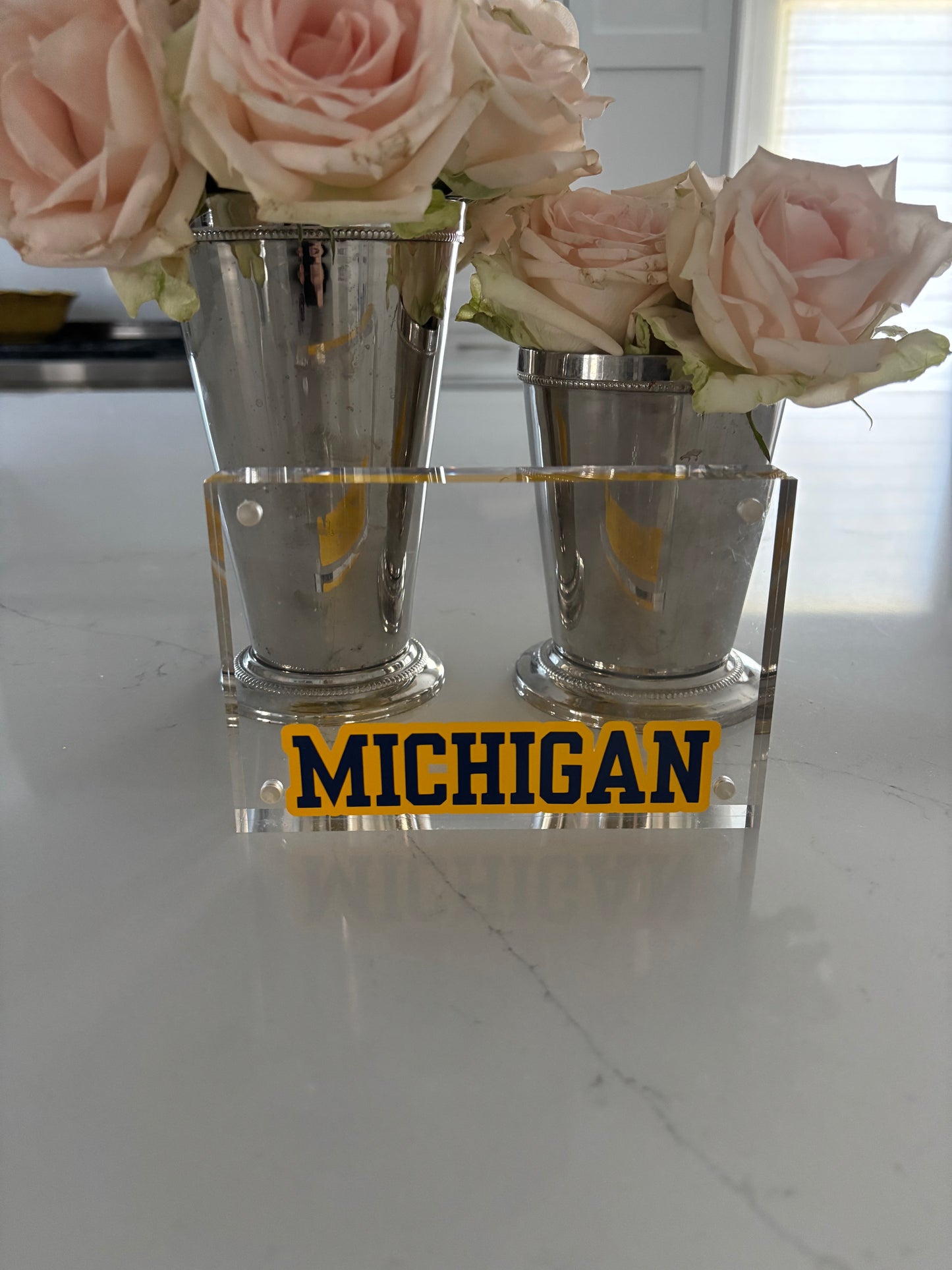 Personalized 4" x 6" clear acrylic magnetic block frame