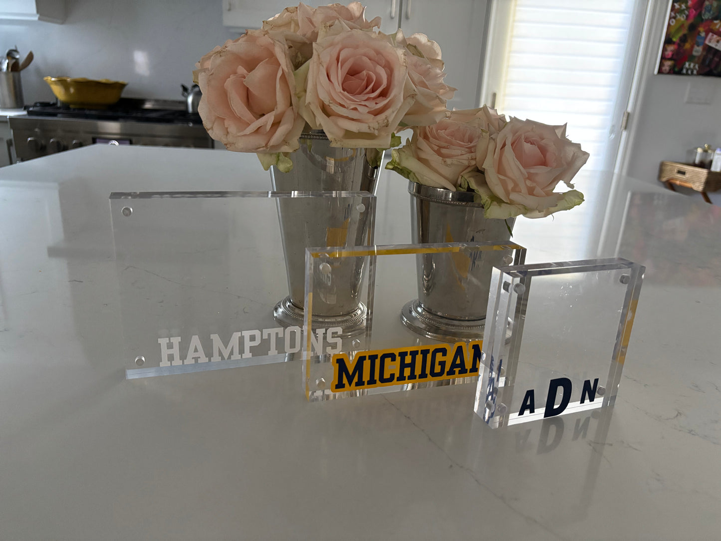 Personalized 4" x 6" clear acrylic magnetic block frame