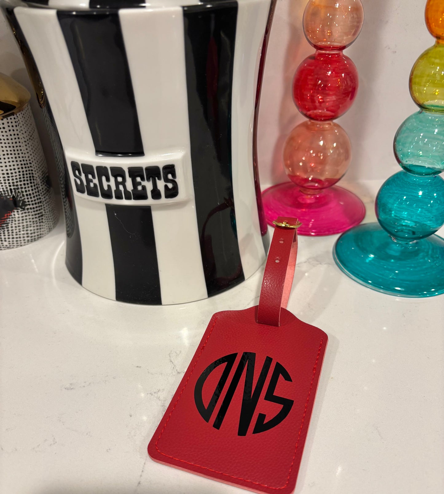 Personalized leather luggage tag