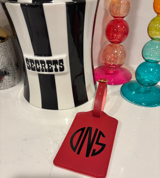 Personalized leather luggage tag