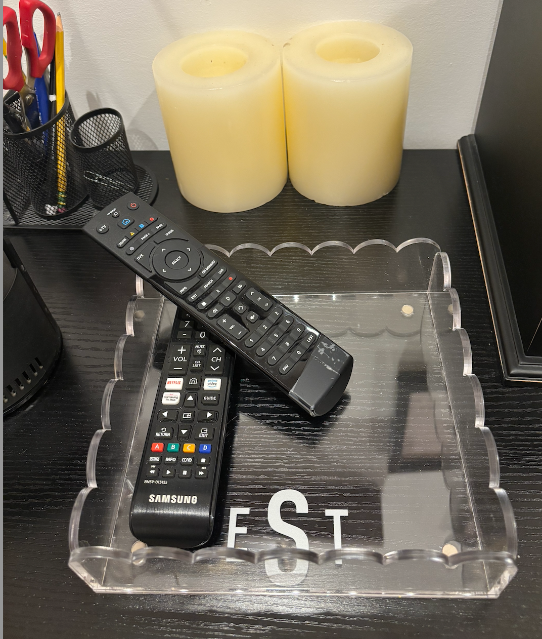 8” x 8” personalized acrylic scalloped edge tray with magnetic mat which is perfect for photos