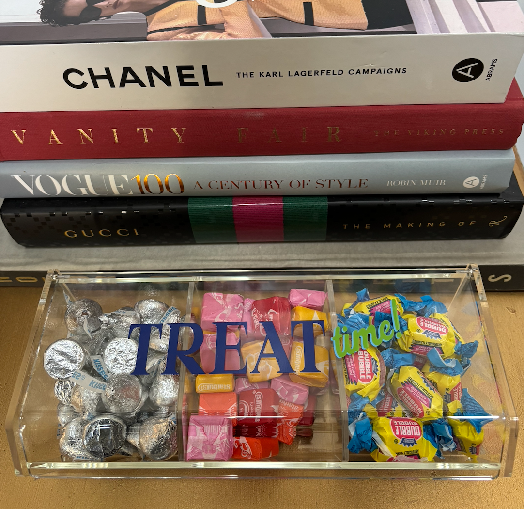 acrylic 3 compartment TREAT TIME box (candy included)