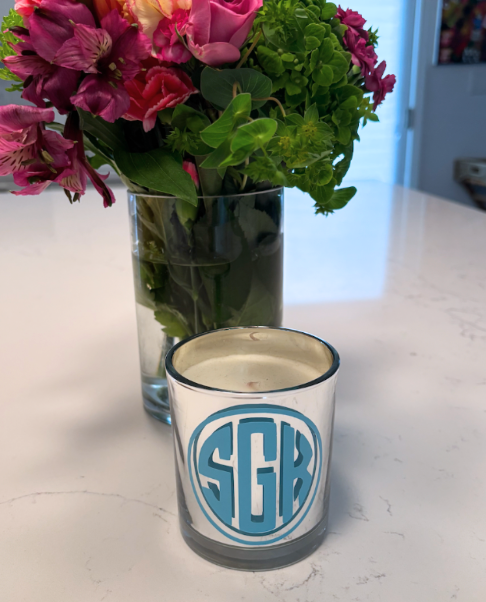 Personalized candle - Mystic birchwood - 7.8 ounce - 3 letter round monogram