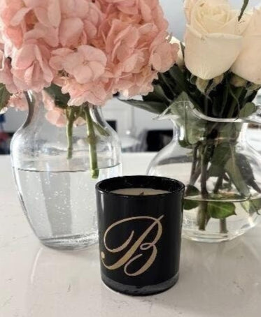 personalized 7.8 ounce black candle with one letter elegant monogram  - Teakwood and slate