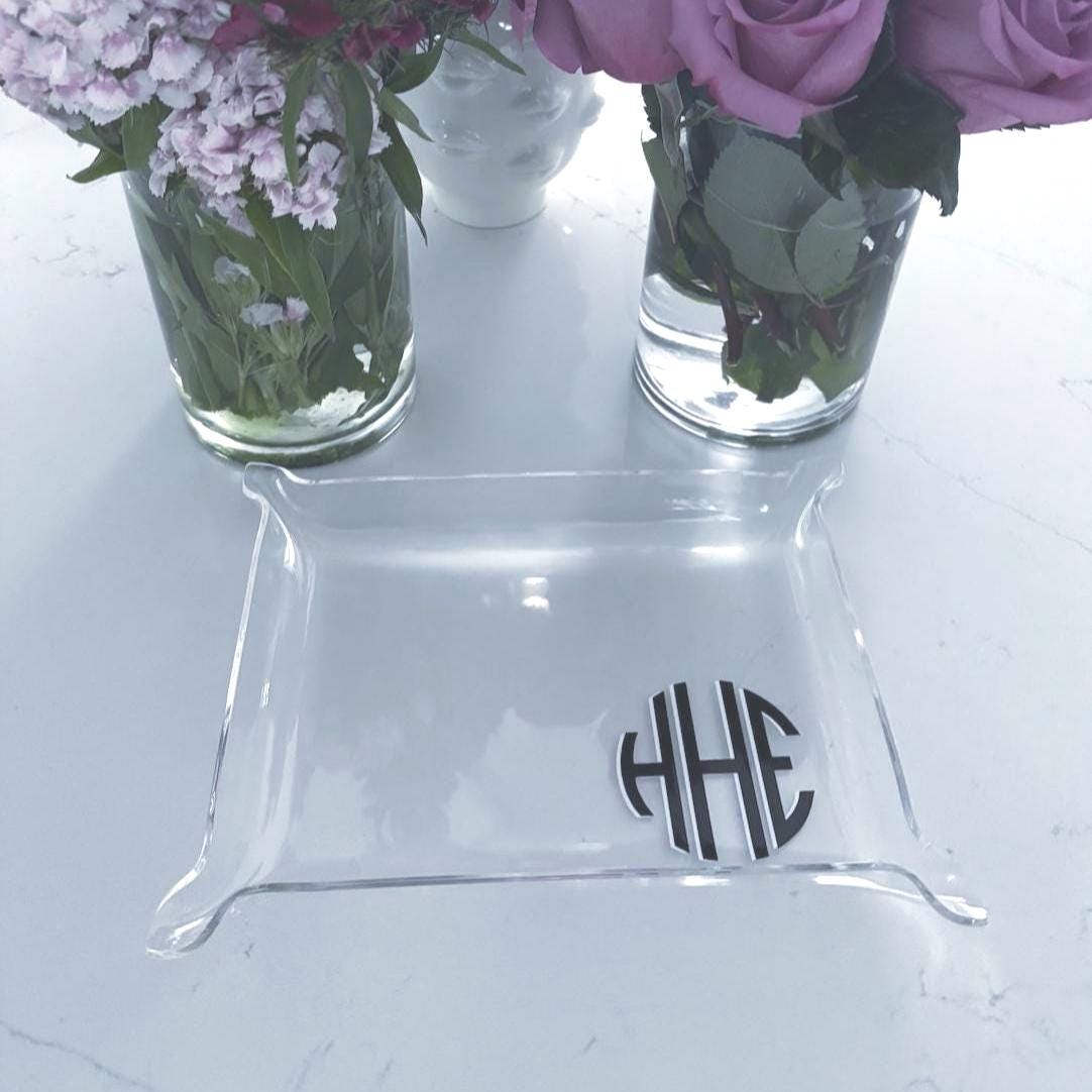 Personalized acrylic pinch tray- modern monogram